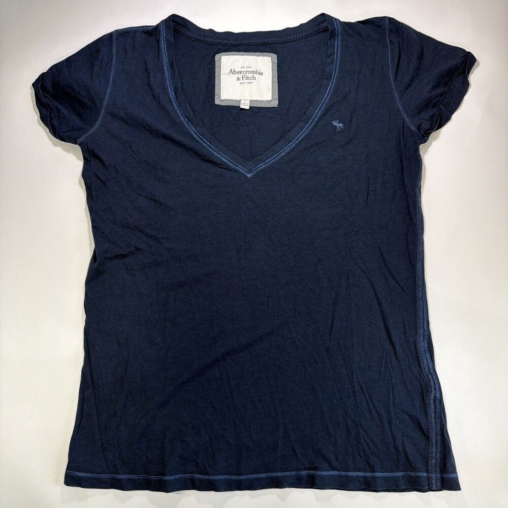 Abercrombie Women’s Dark Navy V Neck Tee Size Large